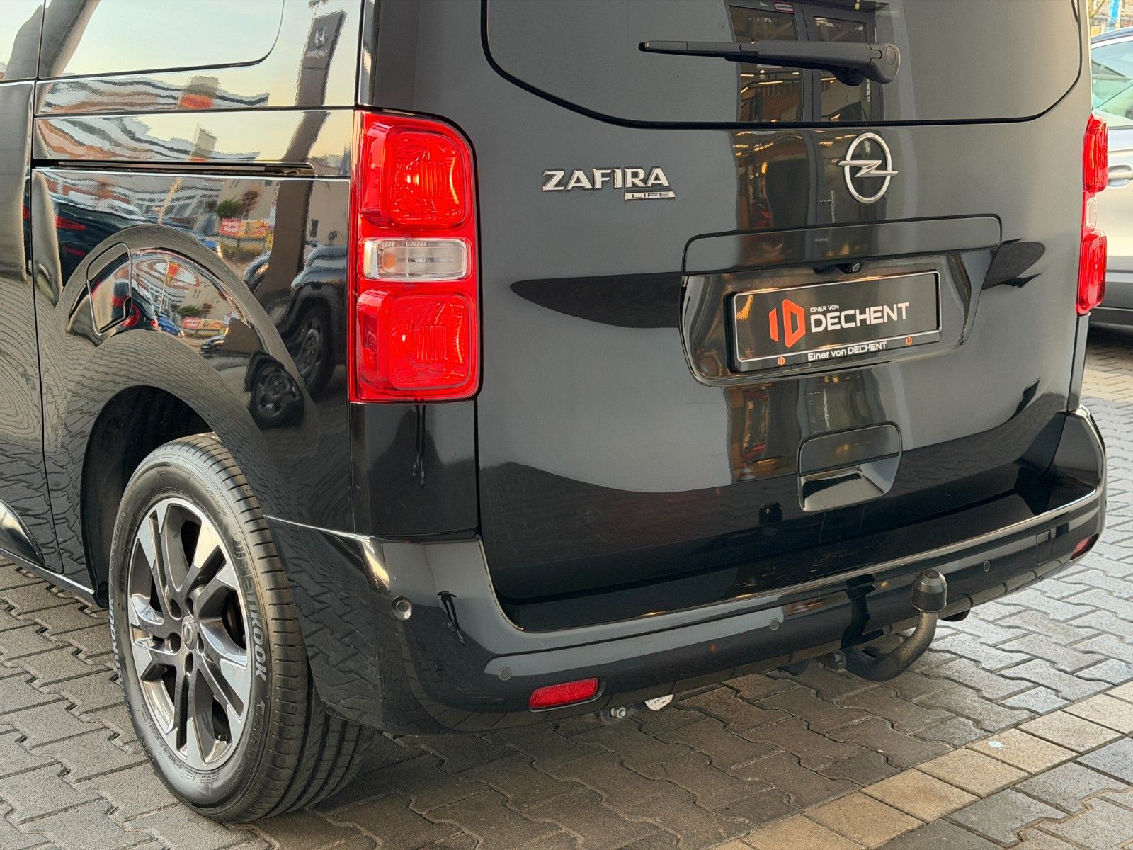 Fahrzeugabbildung Opel Zafira Life Elegance M AHK/Standheizung/8-Sitze!