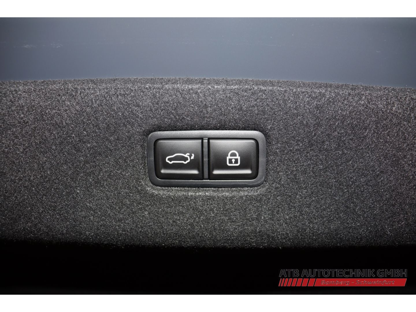 Fahrzeugabbildung Hyundai IONIQ 6 N 84kWh 609PS 4WD Sitzpaket Panoramadach