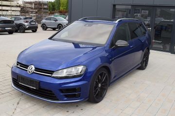 Volkswagen Golf - 2