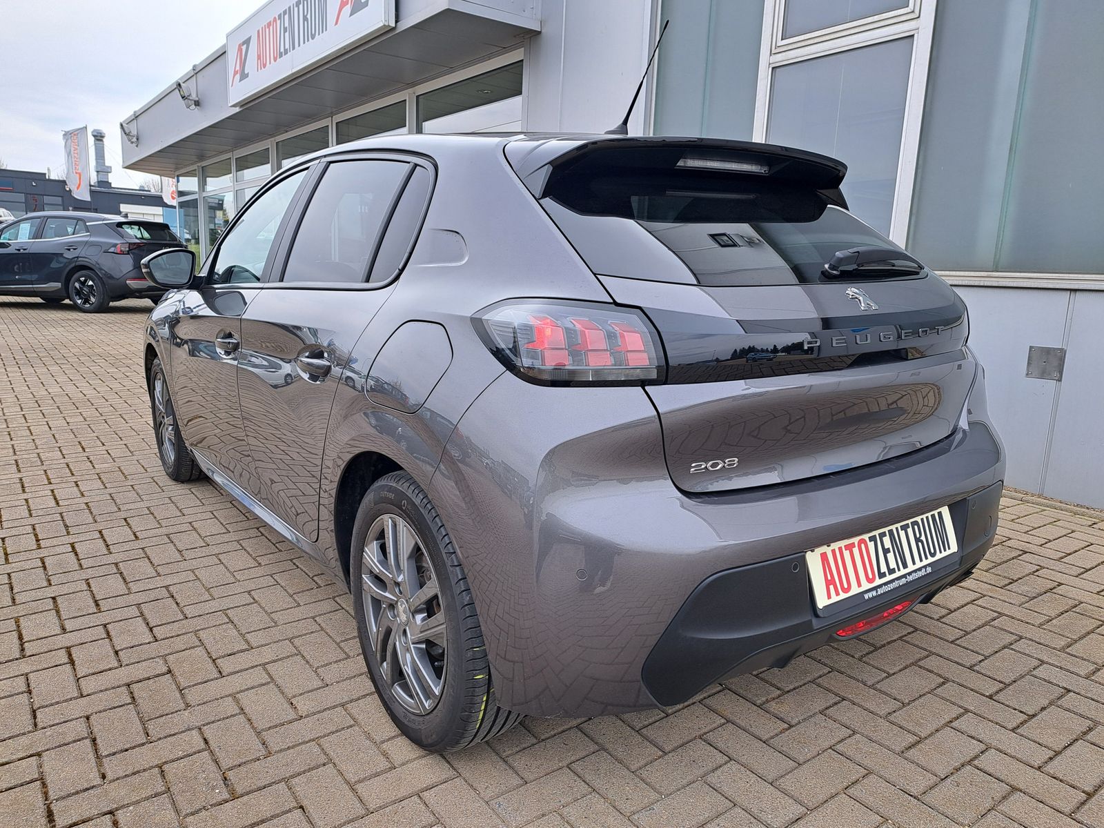 Fahrzeugabbildung Peugeot 208 Active Pack LED SITZHEIZUNG PDC ALU TEMPOM.