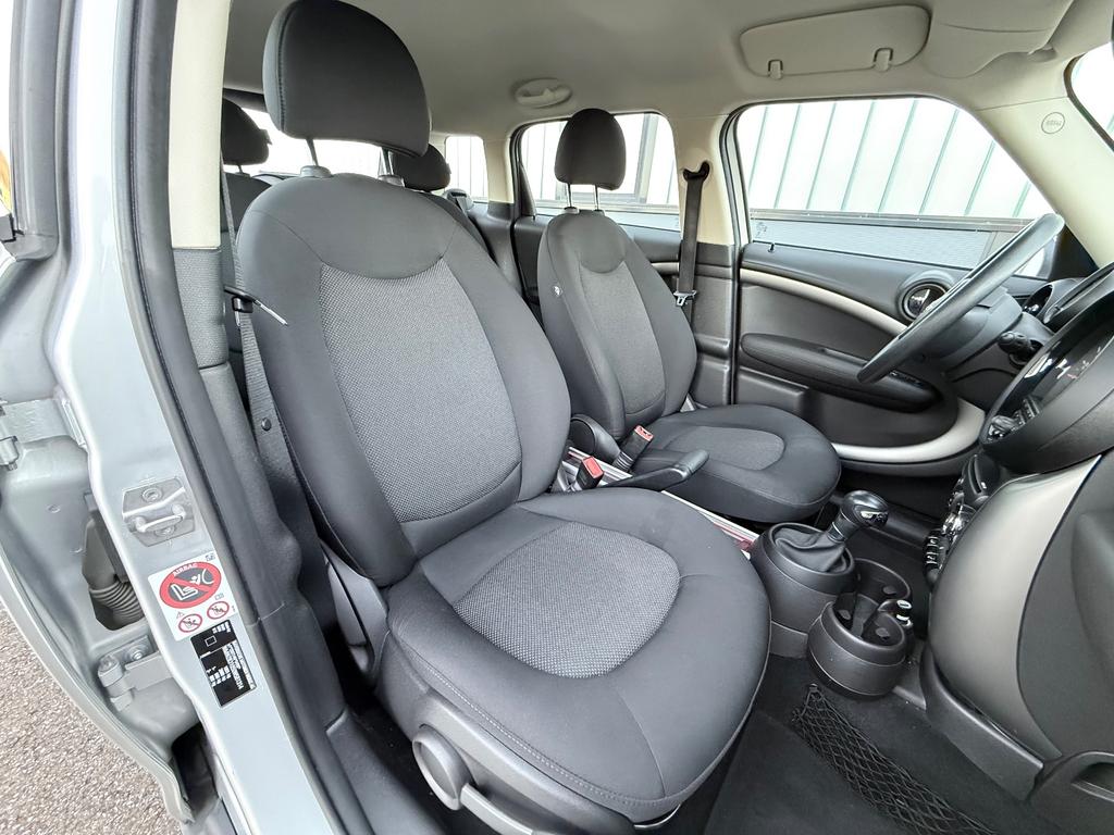 MINI Cooper Countryman