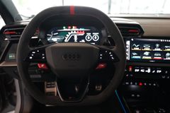 AUDI RS3 Sportback | Pano | Schalensitze | Carbon AUDI RS3 Sportback | Pano | Schalensitze | Carbon