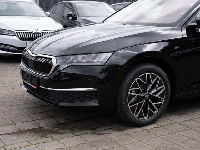 Octavia Combi 2.0 TDI Tour DSG AHK+NAVI+WINTER+R