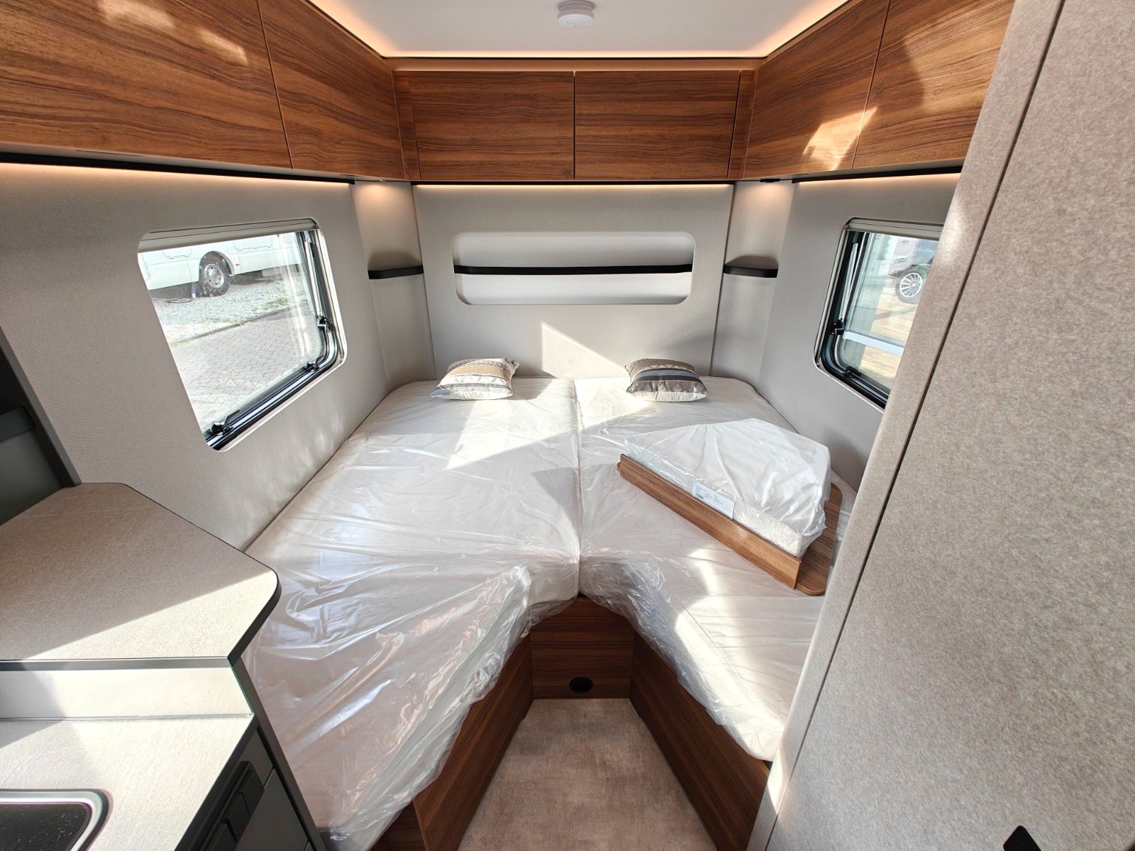 Fahrzeugabbildung HYMER / ERIBA / HYMERCAR Novaline 442 - MESSE-NEUHEIT 2026! -