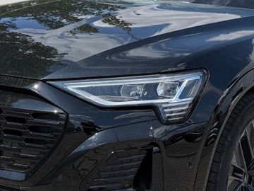 Audi Q8 e-tron - 8