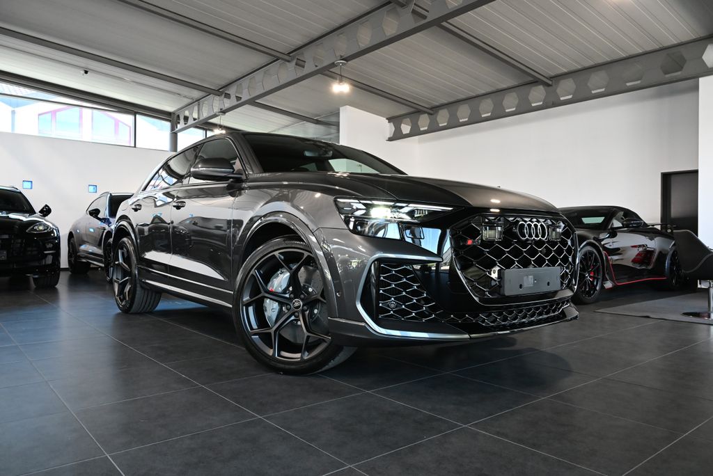 Image of Audi RSQ8