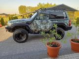 Nissan Patrol Y61 3.0l Di Elegance mit Schaltgetriebe - Nissan Patrol mit Diesel-Antrieb: 3.0