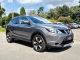Nissan Qashqai 360° 4x4 |1.H|Panorama|AHK|SHG|Sitzhzg| - Nissan Qashqai mit Diesel-Antrieb: Allradantrieb