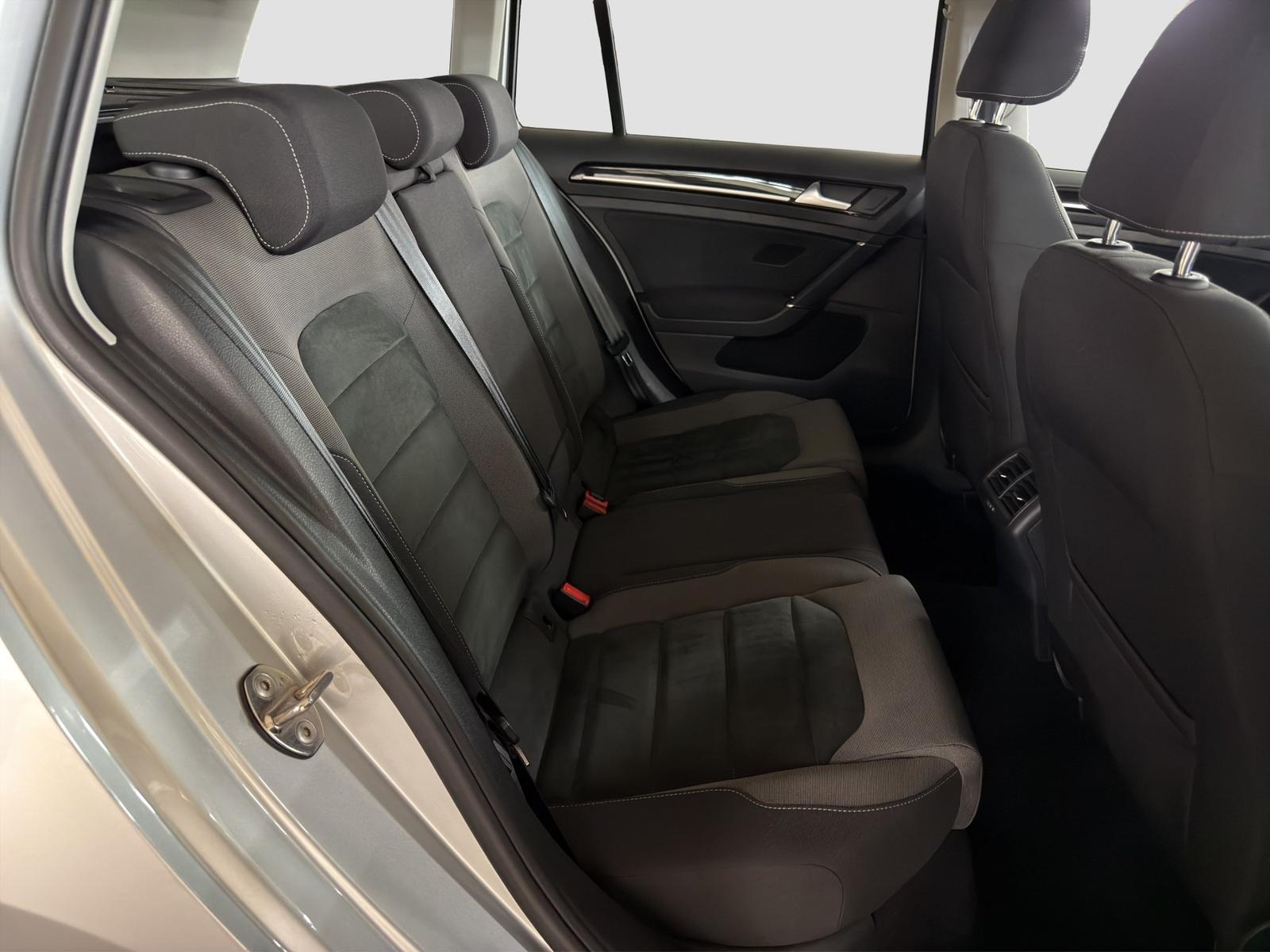Volkswagen Golf VII Variant 1.5 TSI Highline Navi LED Massa, миниатюра 16