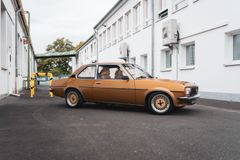 Fahrzeugabbildung Opel Ascona B *C20LET Motor/Recaro/300 PS/Unikat*