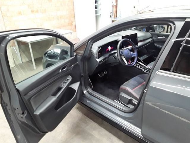 Volkswagen Golf - Bild 9