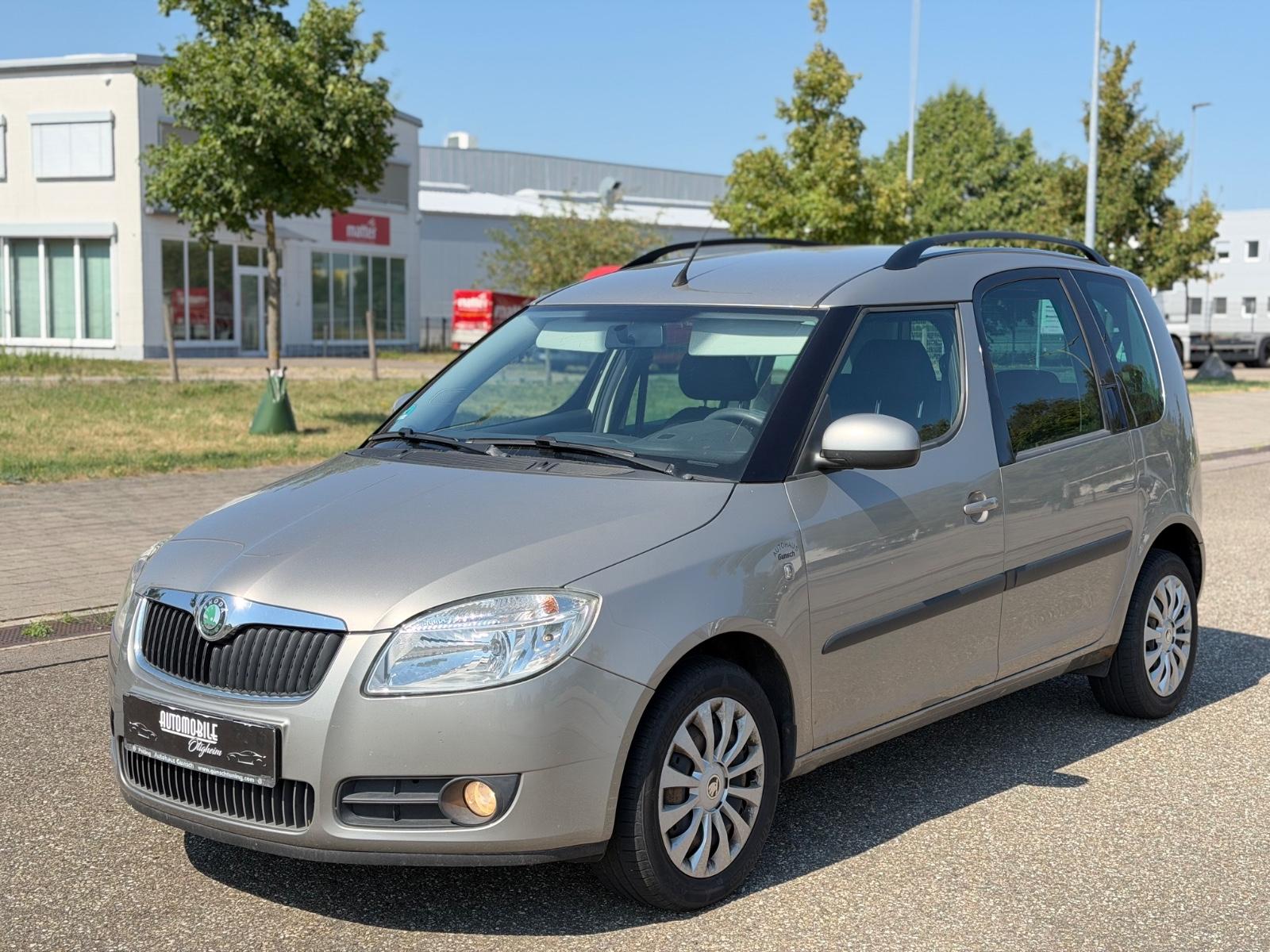 Skoda Roomster 2009 — вигляд ззаду