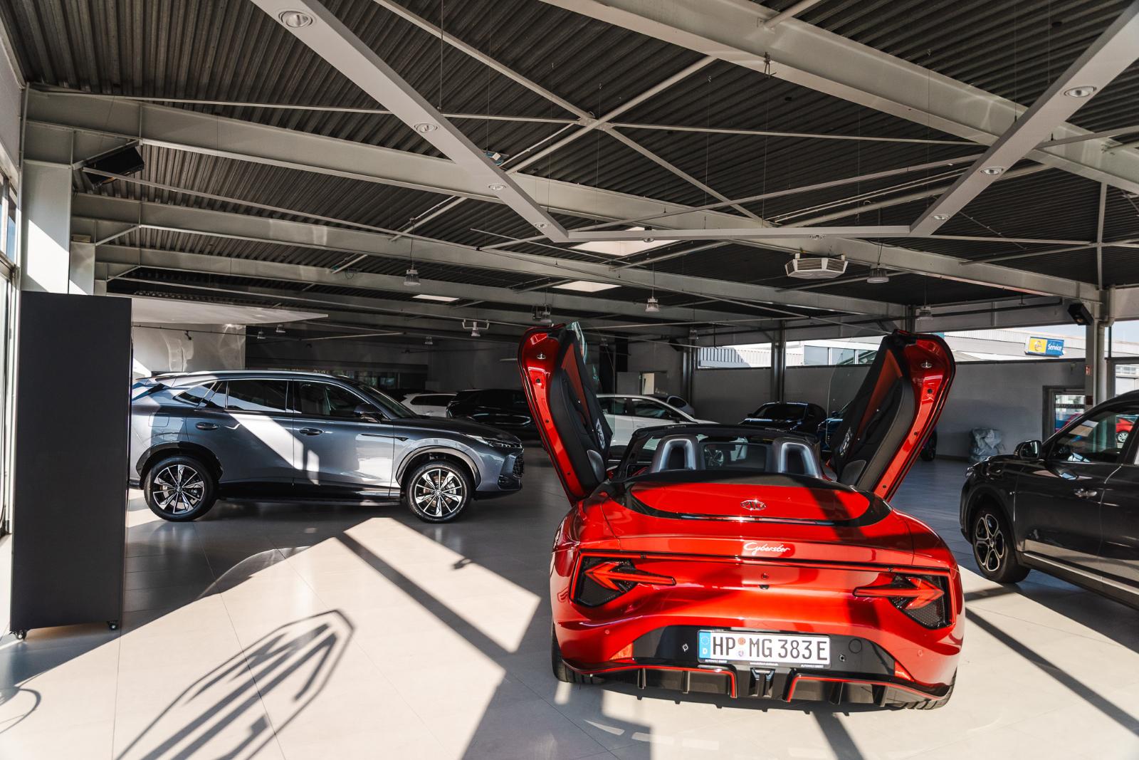 showroom-image-bottom
