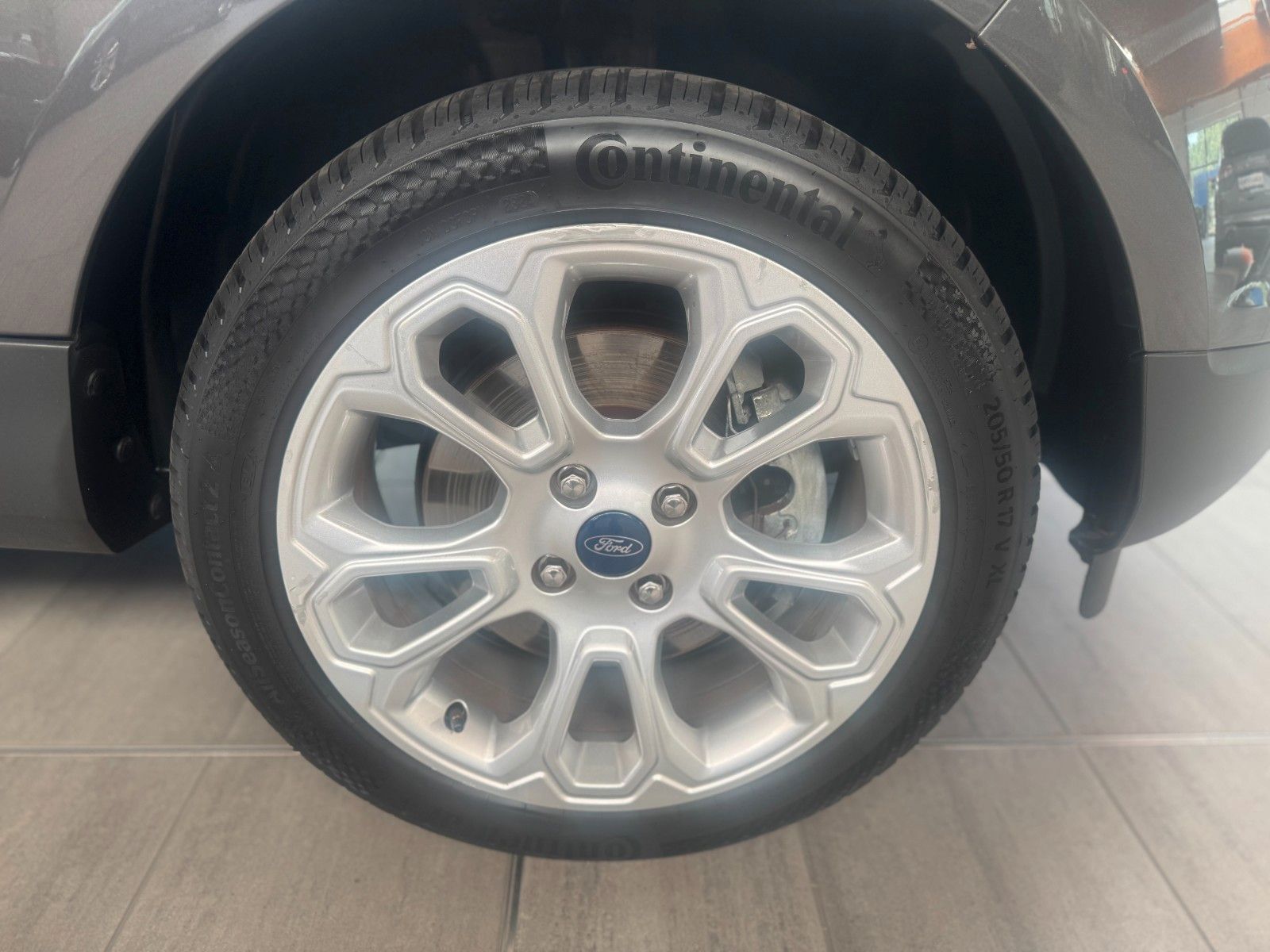 Fahrzeugabbildung Ford Eco Sport Titanium Anhängezugvorrichtung