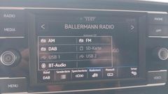 Fahrzeugabbildung Volkswagen T6.1 Transporter lang 2.0 TDI PDC+KAM+KLIMA+STHZ