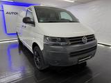 Volkswagen T5 Transporter Kasten lang STANDHZG LED NAVI PDC - VW T5 Transporter Gebrauchtwagen in Düsseldorf