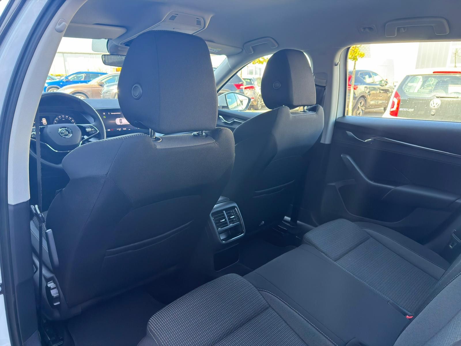 Fahrzeugabbildung SKODA Octavia Combi Ambition