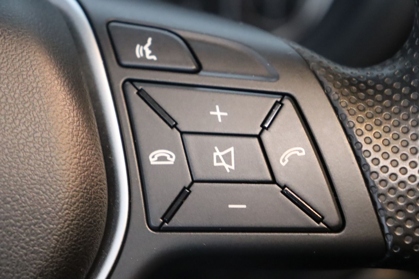 Fahrzeugabbildung Mercedes-Benz B 200 BlueEFFICIENCY * Bi-Xenon * Sitzhzg. * PDC