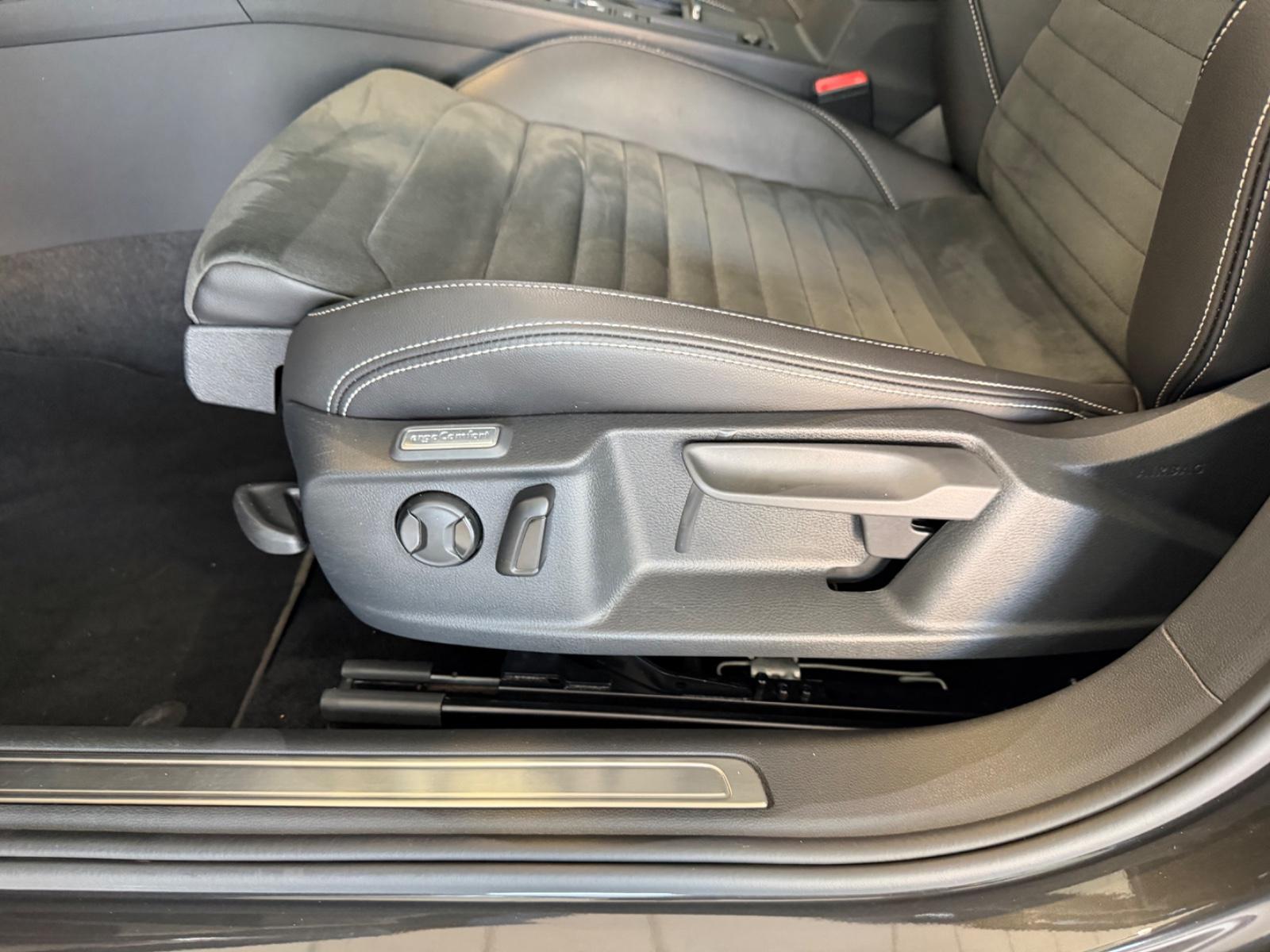 Volkswagen Passat Elegance+MATRIX+ACC+ANHÄNGERKUPP., миниатюра 10