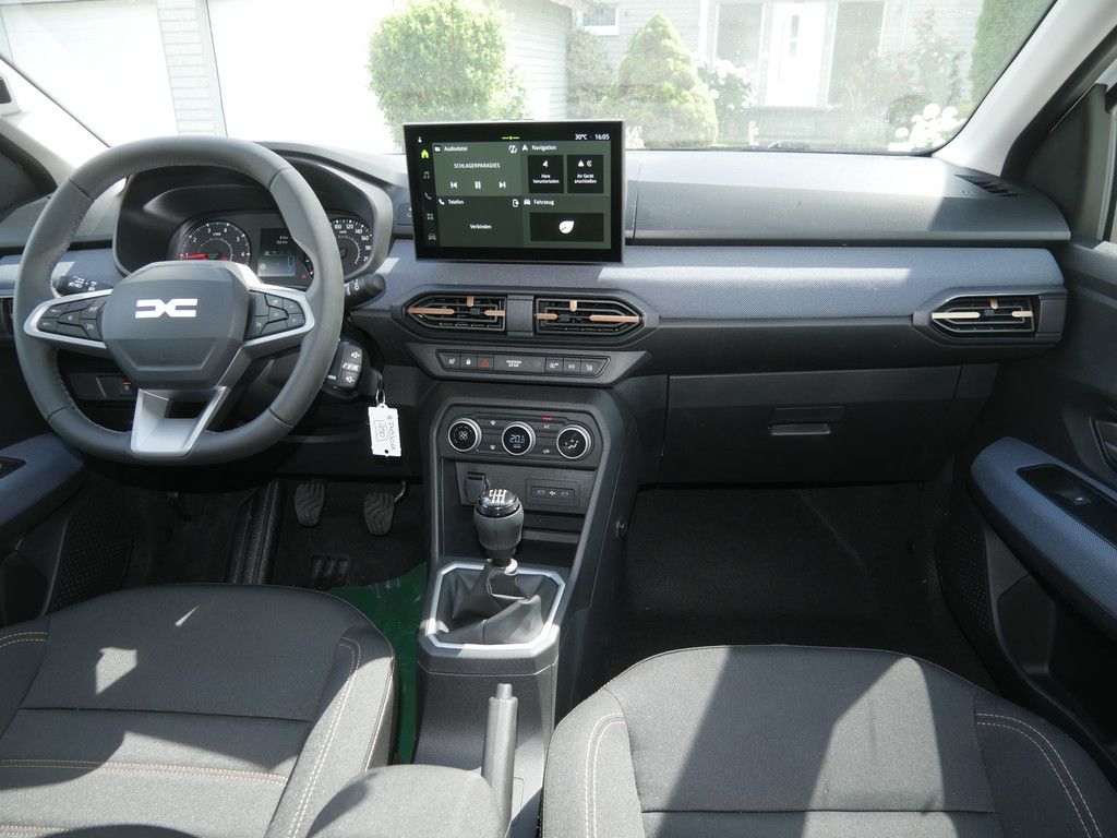 Fahrzeugabbildung Dacia Sandero Stepway Expression TCe 110