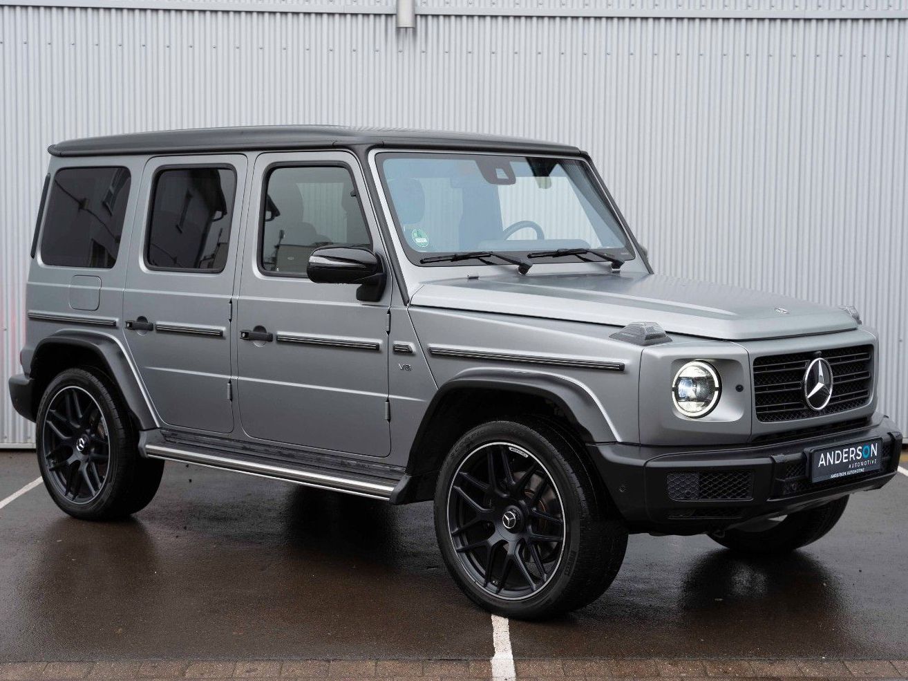 Fahrzeugabbildung Mercedes-Benz G500 V8 AMG BURM MEMORY CARBON 20" PANO 360° G63