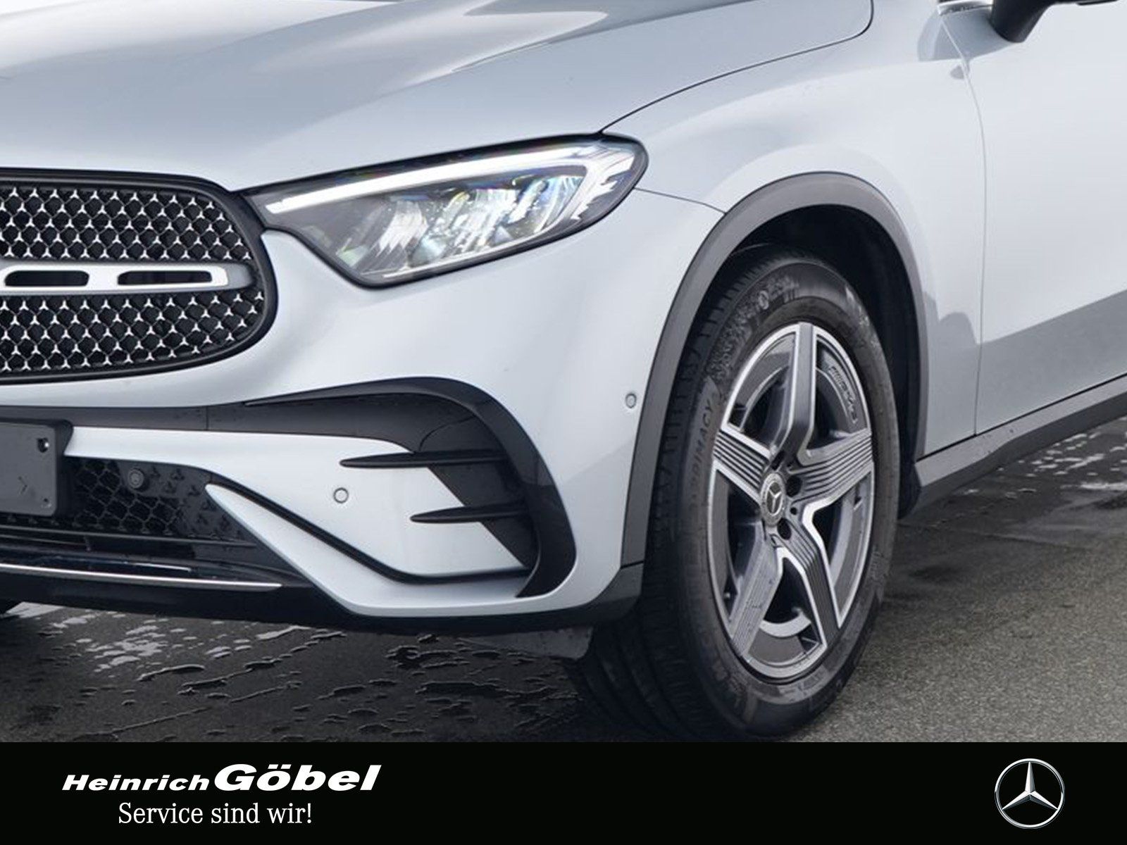 Fahrzeugabbildung Mercedes-Benz GLC 300 4M AMG+LED+MEMORY+PANORAMA+AHK+KAMERA