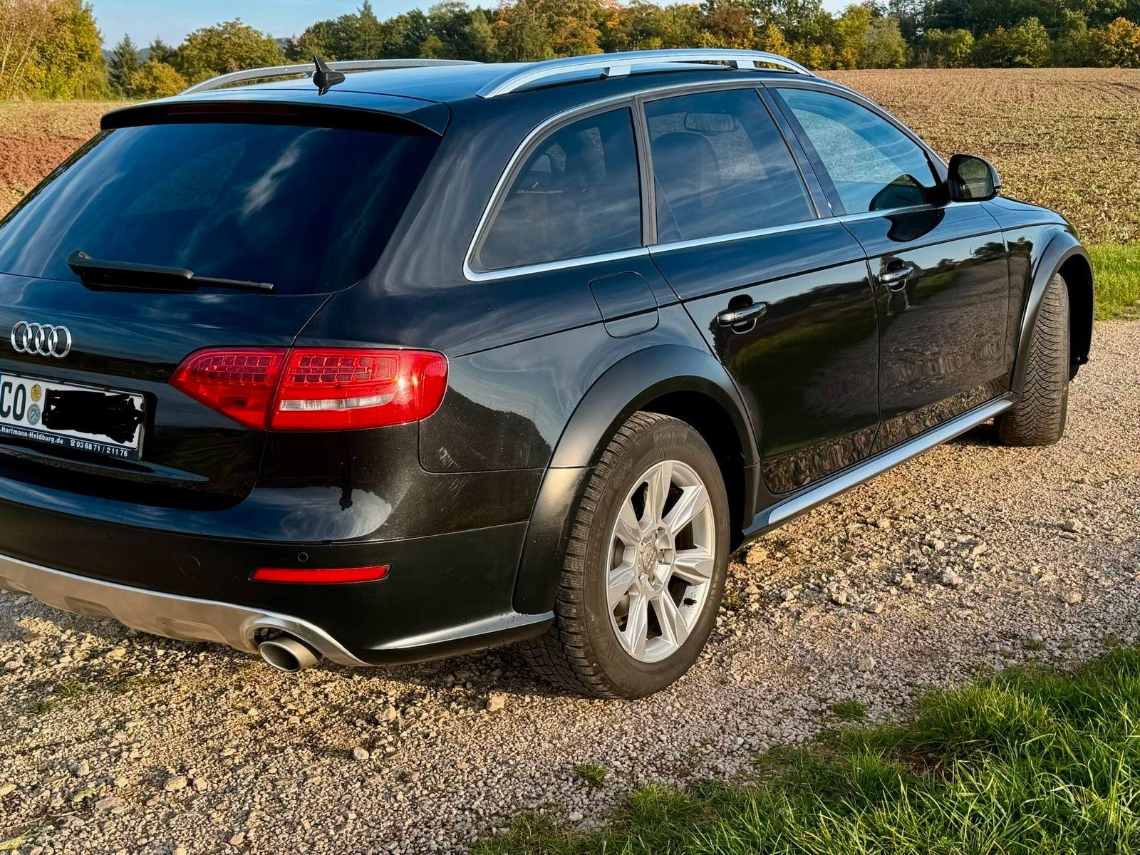 Audi A4 ALLROAD 2010 — салон