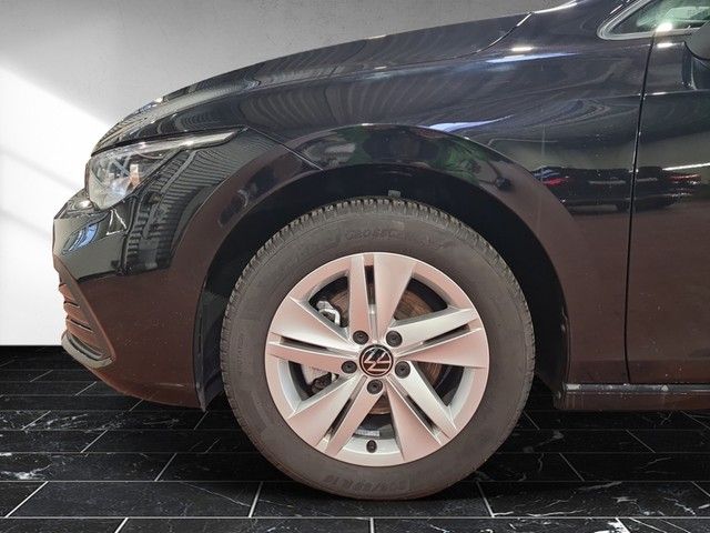 Fahrzeugabbildung Volkswagen Golf VIII Variant TSI Life STH LED Navi AID ACC