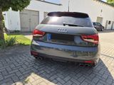 Audi S1 Quattro Sportback  Vollleder/TÜV und KD neu! - mit Benzin-Antrieb: Allradantrieb, Kleinwagen