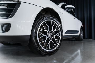 Porsche Macan - 9