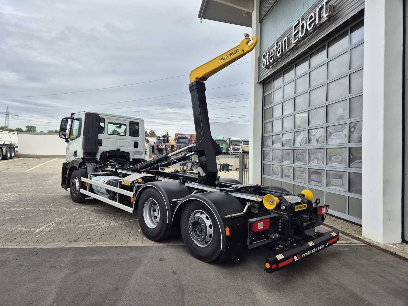 Fahrzeugabbildung Iveco X-Way AD280X46Y/PS ON 6x2 Palfinger PHT20SLD5