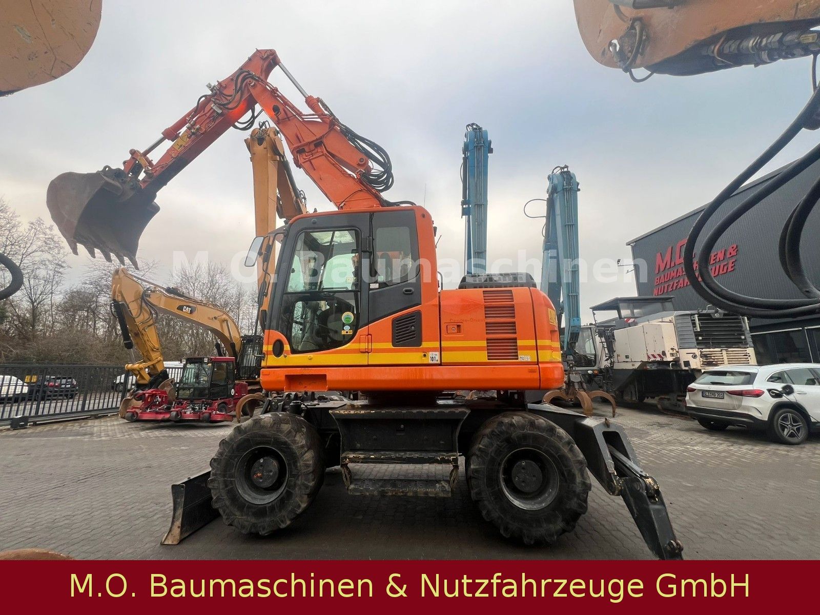 Fahrzeugabbildung Komatsu PW 148-8 / AC / SW / Hammerleitung / VSA /ZSA/