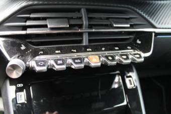 Peugeot 208 GT PUTE 100