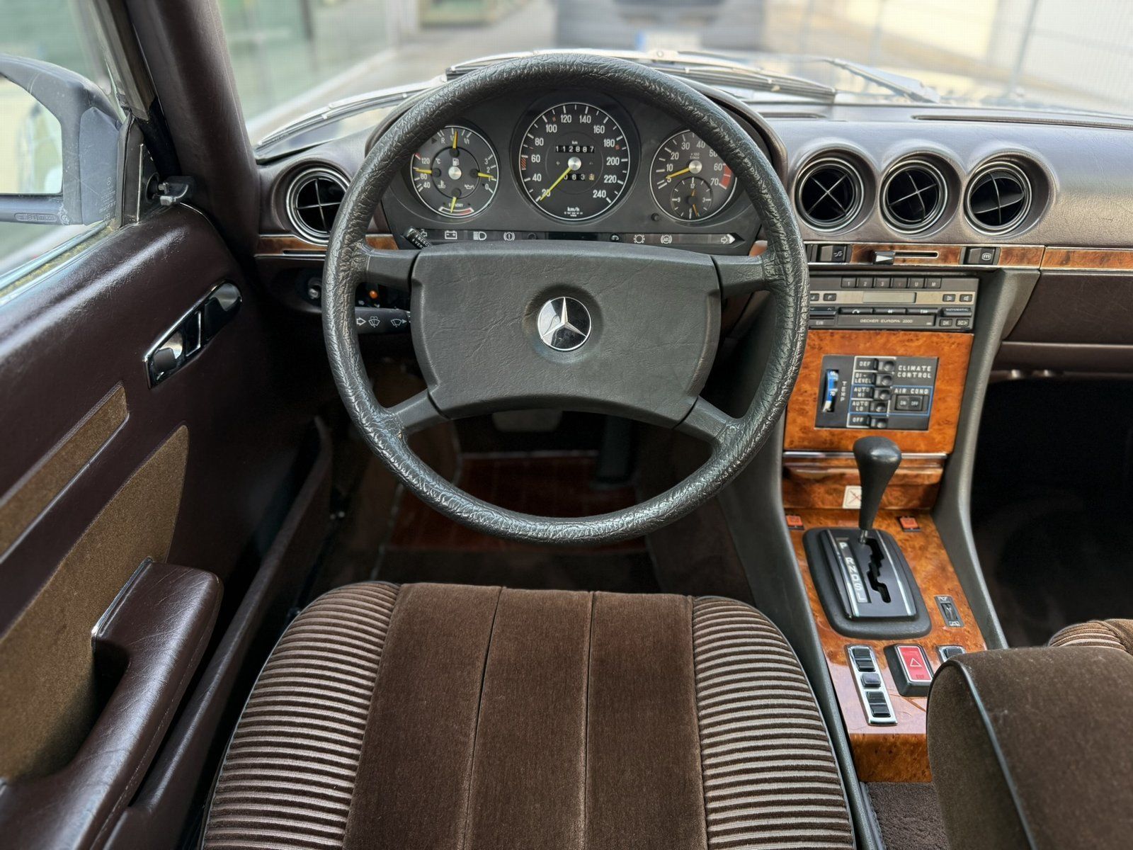 Fahrzeugabbildung Mercedes-Benz 500 SLC *GARANTIE*KLIMAAUTOMATIK*ELEK.SCHIEBEDAC