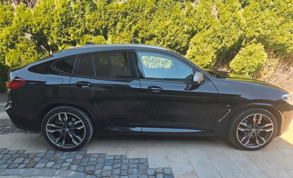 Image of BMW X4 M40