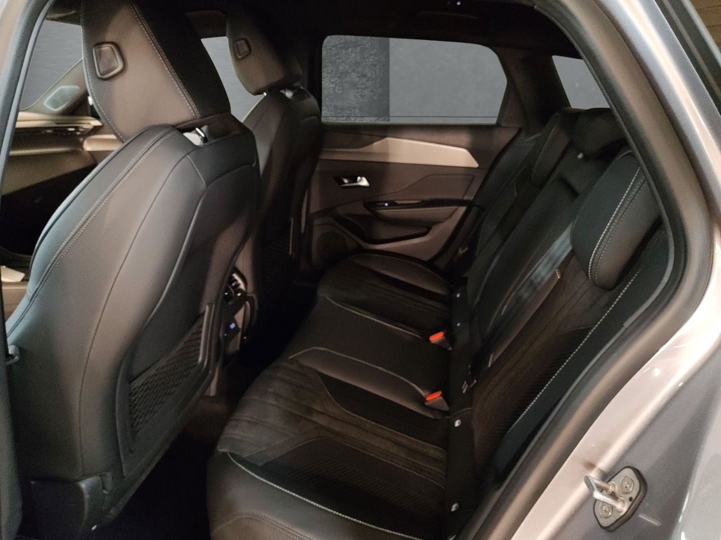 Peugeot 308 - Bild 9