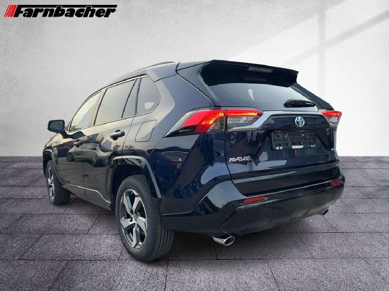 Fahrzeugabbildung Toyota RAV4 Plug-in Hybrid 4x4 Teamplayer