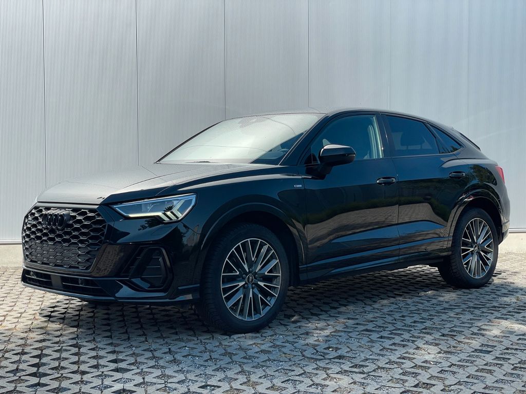 Image of Audi Q3