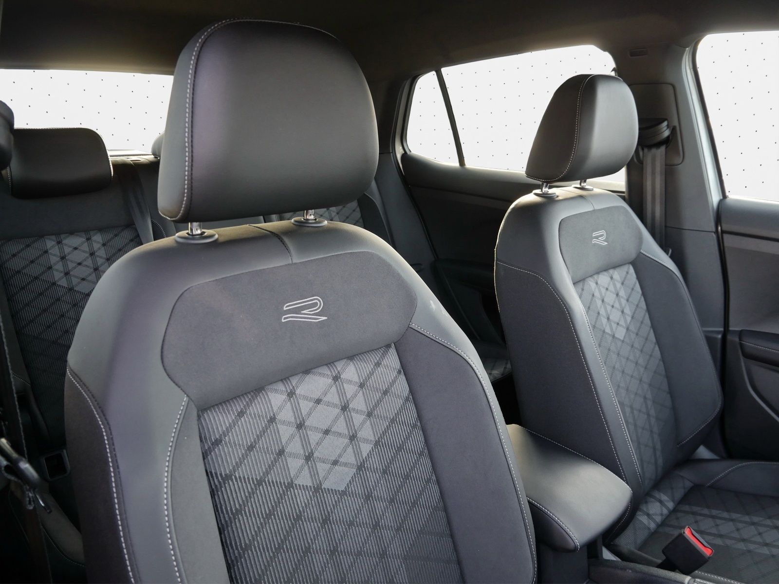 Volkswagen T-Cross - Bild 10