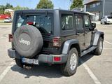 Jeep Wrangler Unlimited Sport 2.8 CRD Schalter - Jeep Wrangler: Sport