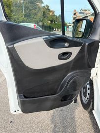 Renault Trafic - 7