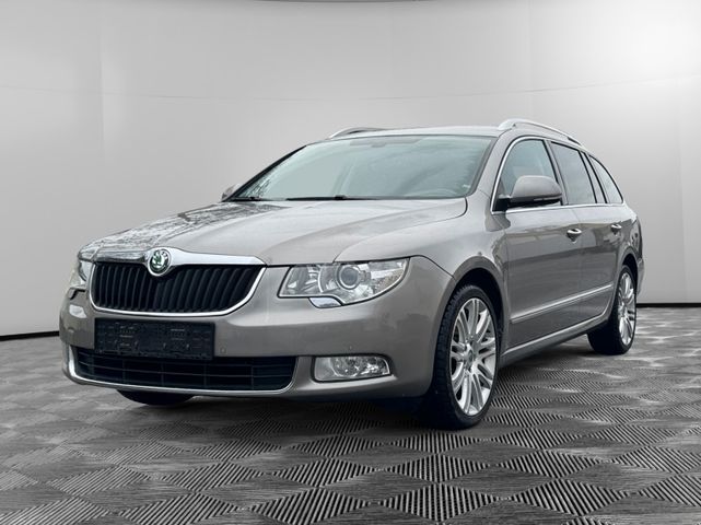 Skoda Superb Combi Elegance 4x4*Automatik*AHK