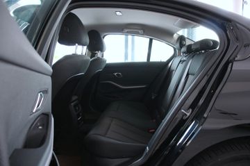BMW 318 - 12