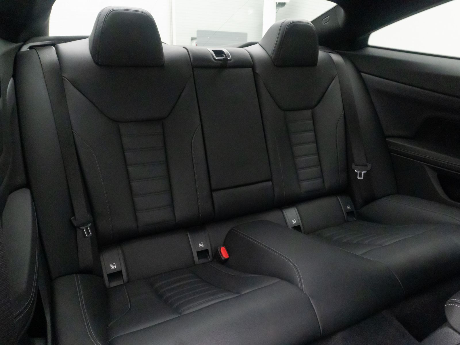 Fahrzeugabbildung BMW 420d Coupé M Sport Laser Kamera DAB Alarm 19Zoll