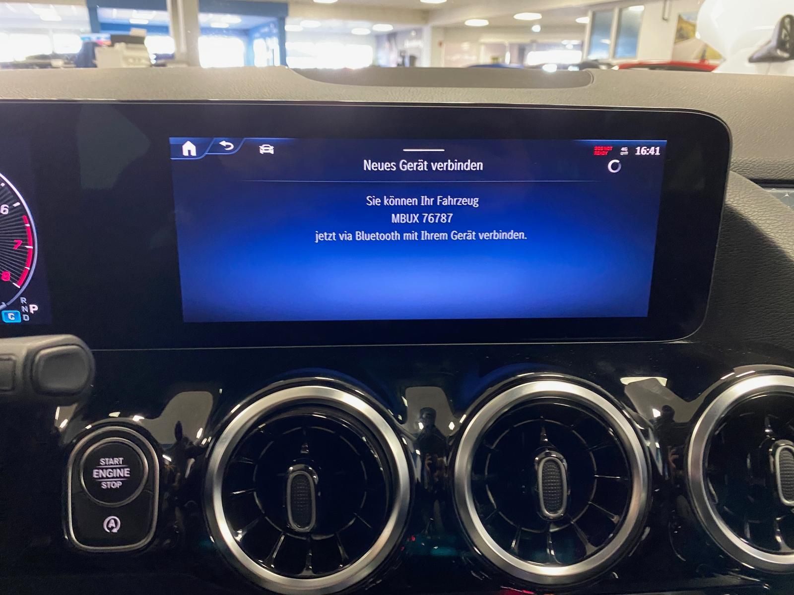 Fahrzeugabbildung Mercedes-Benz B 180 1.3 PROGRESSIVE+NAVI+ALLWETTER+KAMERA+ADVA