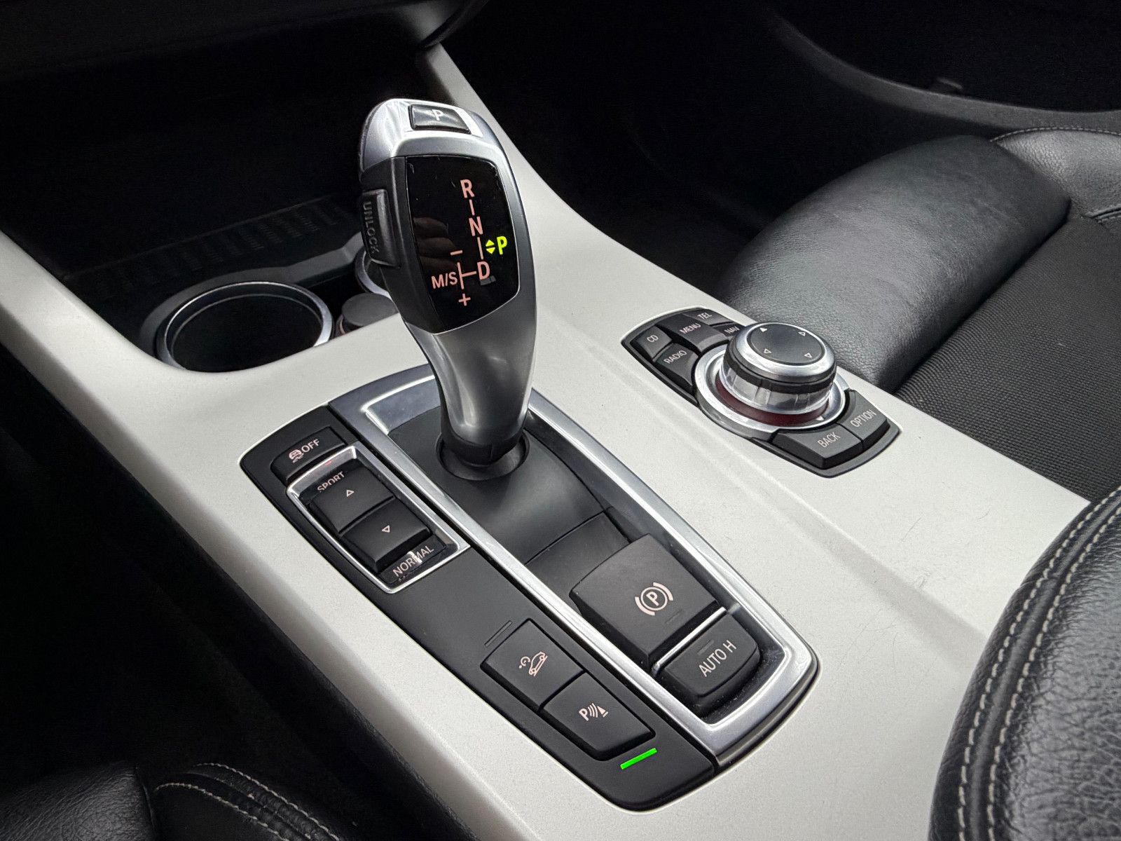 Fahrzeugabbildung BMW X3 20d xDrive Aut./NAVI/XENON/HEAD-UP/AHK