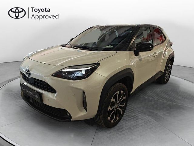 Другие Toyota Yaris Cross 1.5 Hybrid 5p. E-CVT AWD-i Tr