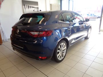 Fahrzeugabbildung Renault Megane ENERGY TCe 130 Intens / LED / NAVI /