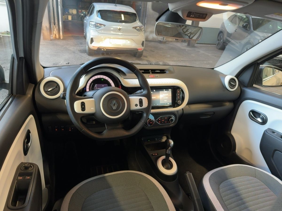 Fahrzeugabbildung Renault Twingo Zen Electric EPH SHZ