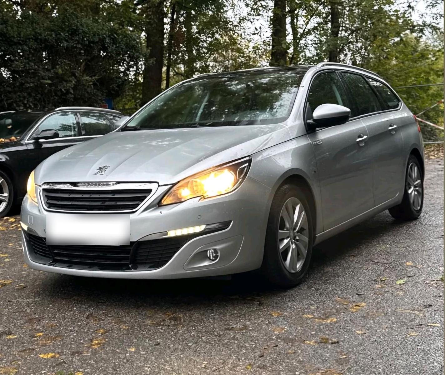 Peugeot 308, 2015